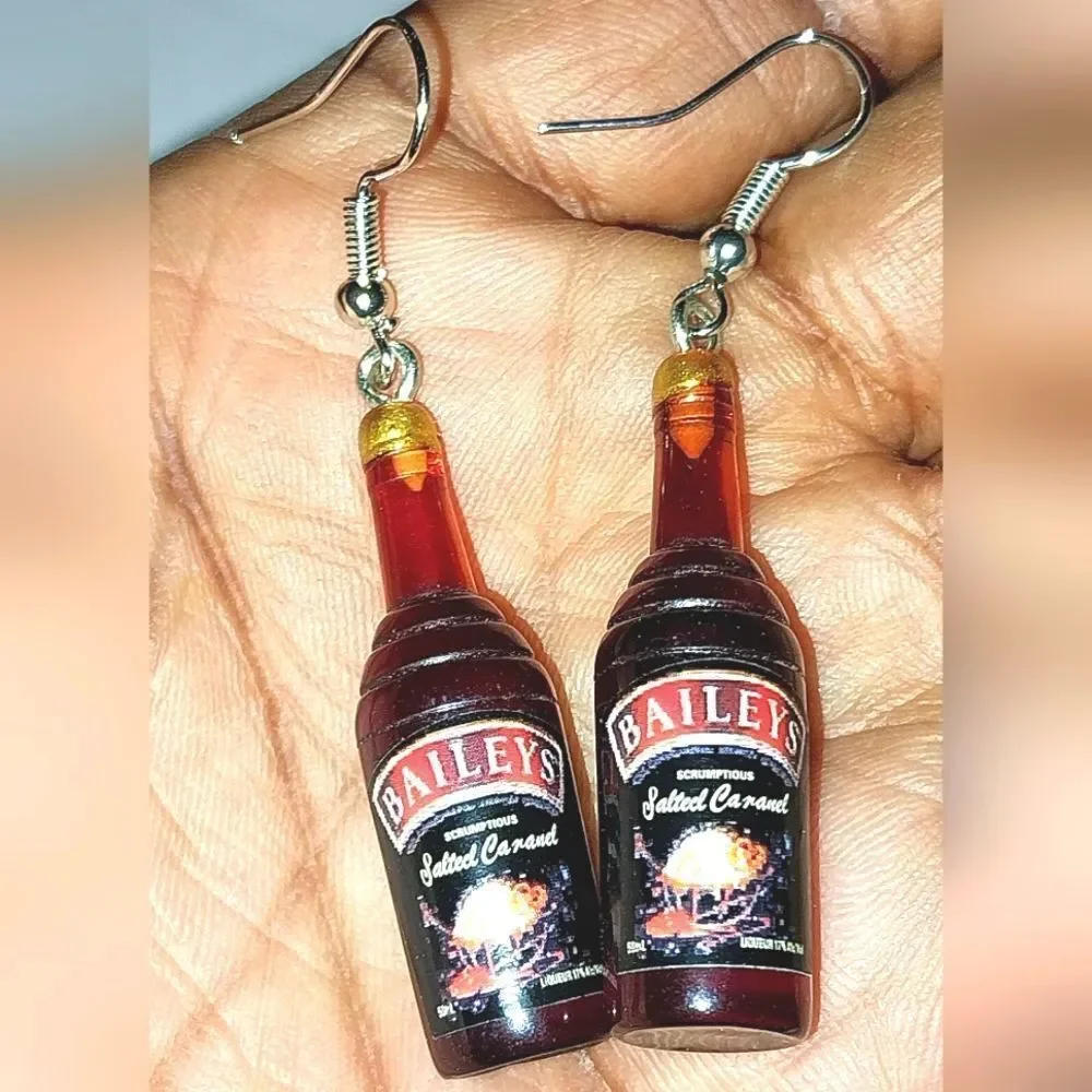 Vintage Super Cute  Retro Boozy Resin Earring